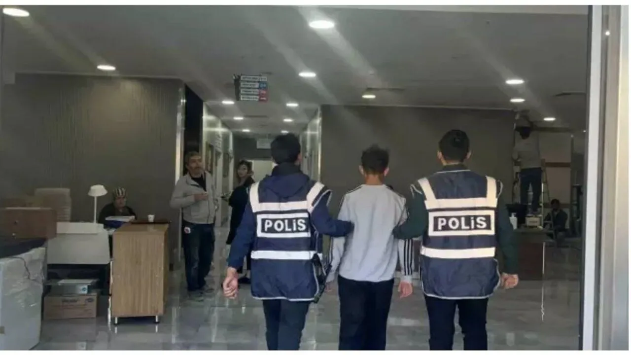Kız Arkadaş Kavgası Can Aldı
